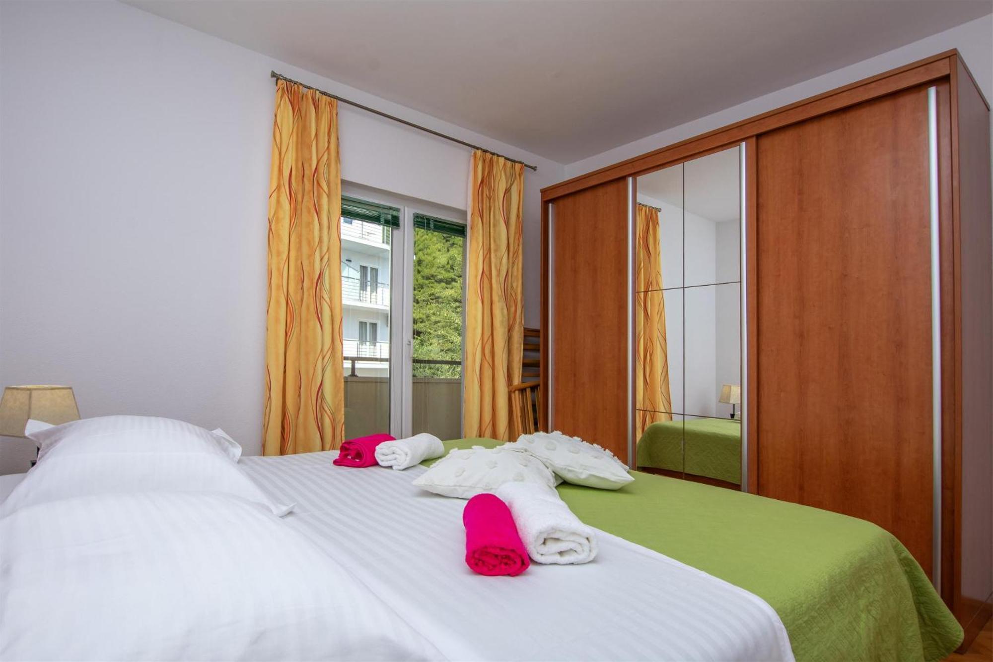 Apartment Zdravko Omiš Dış mekan fotoğraf